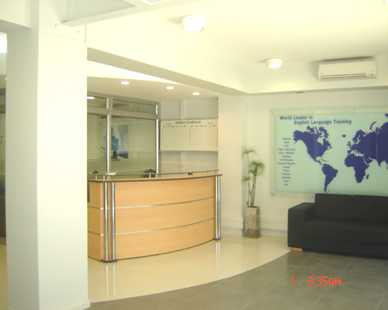 Diseño Interior - Hall Instituto de Idiomas